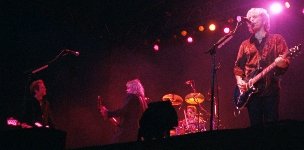Everything Is Cool - Glen, JY, Todd, Tommy