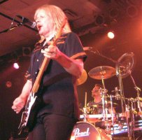 JY and Todd - Rockin' The Paradise