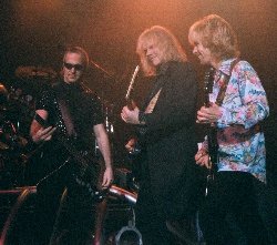 Glen, JY, Tommy - Everything Is Cool