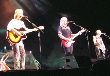 Tommy, JY and Glen - Sing For The Day